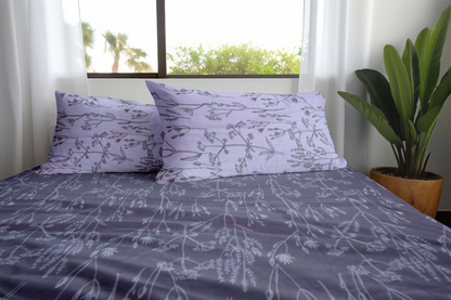 Soft Elegance – Minimalist Botanical Printed Bedding Set